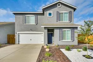 Chowchilla Home with Private Patio! - Chowchilla