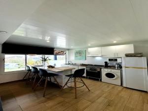 Holiday home in Porto da Cruz with garden