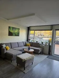 Exclusive three-story villa near the ski center - Lund