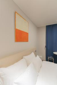 Phòng Deluxe Giường Đôi Có Bồn Tắm (Deluxe Double Room with Bath)