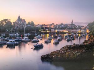 Appartements Le Clos de Jade - Appt 3 etoiles avec piscine partagee : photos des chambres