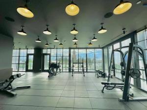 43 Floor Miami 1BD Near Arena