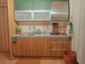 6 Gyeongbokgung Palace