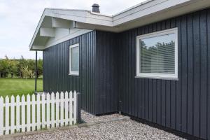 Cozy Holiday Home With Sea View Ideal Getaway Near Ebeltoft