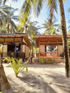 EL Nido Bucana Beach House - Nacpan