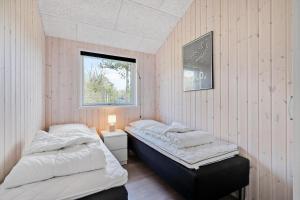 Stunning Home In Ebeltoft With 3 Bedrooms And Internet