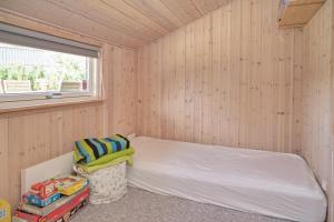Awesome Home In Ebeltoft With 3 Bedrooms, Sauna And Wifi