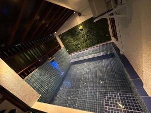 ACL Staycation A private house with swimming pool- Unit1