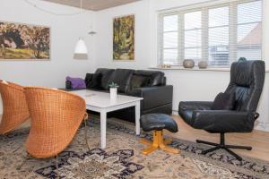 Centrally Located Townhouse In Ebeltoft Close To The Pedestrian Street And Within Walking Distance Of The Harbour