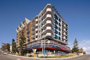 Ramada by Wyndham VetroBlu Scarborough Beach