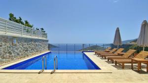 Sea View 5-Bedroom Villa in Kalkan with Private Pool & Garden