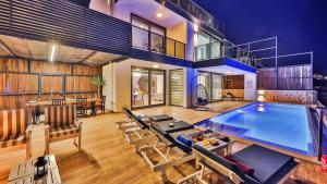 4 Bedroom Luxury Villa in Kiziltas - Kalkan