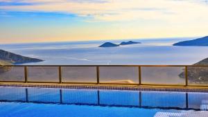 4 Bedroom Luxury Villa in Kiziltas - Kalkan