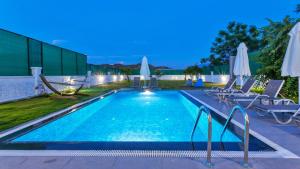 4 Bedroom Villa with Private Pool Near Calis Beach