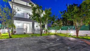 4 Bedroom Villa with Private Pool Near Calis Beach