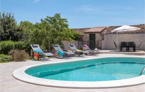 2 Bedroom Gorgeous Home In Vodnjan 