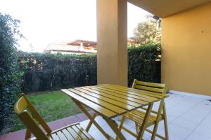 Marcelli, bilocale con giardino a 100 mt dal mare - M052