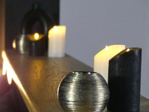 B&B / Chambres d'hotes L'Eclipse maison romantique avec Jacuzzi : photos des chambres