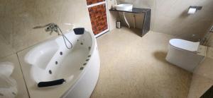 Dome Meadows Retreat