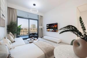 Legacy by Sunrise - Top Amenities and Paddle Court