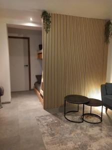 R&N Studio-Green Garden