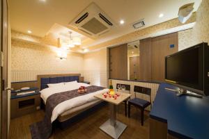 HOTEL THE i Adult only