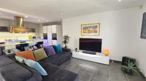 Elégant T3 tout équipé et confort proche parc expo et Arena - 佩罗勒