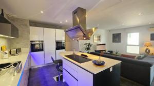 Appartements Elegant T3 tout equipe et confort proche parc expo et Arena : photos des chambres