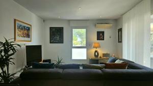 Appartements Elegant T3 tout equipe et confort proche parc expo et Arena : photos des chambres