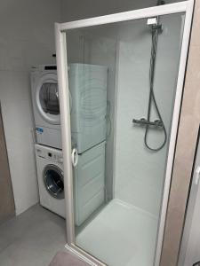 Appartements Vaste appartement avec parking gratuit, borne dispo et espace de travail : photos des chambres