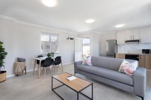 Elegant apartment near beach