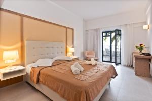 Eva Bay Hotel On The Beach - Adults Only