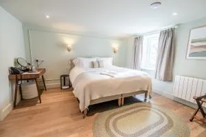 Glan Yr Afon - Pennal