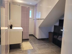Appartements Appartement de 70 m2 dans maison comptenporaine : photos des chambres