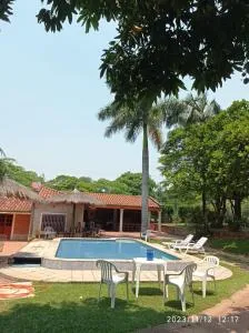 Quincho y piscina en Caacupé - Atyrá