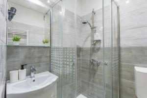 Modern Cozy Studio at the Center