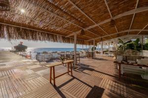 Crystal Flora Pearl Collection - UltimateInclusive