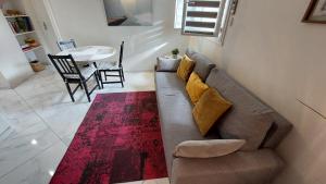 Appartements a 10mn des arenes f2 au calme avec garage gratuit : photos des chambres