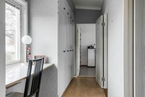 Workers & Family Ideal Home Near Volvo