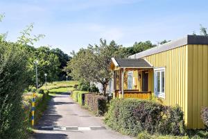 Workers & Family Ideal Home Near Volvo