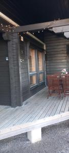 HIMOS Edullista majoittumista keskellä palveluja, KOIVULA 25, Lue Majoituspaikan tiedot OHJEISTUS INFO