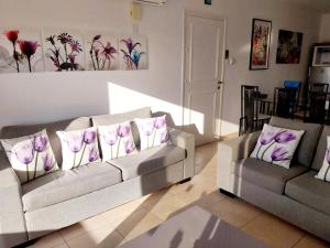 Stunning Spacious 2-Bed Apartment in Liopetri