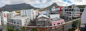 CBD Loft with Mountain View, Balcony, Aircon, Parking