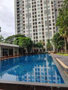 Aspire Rattanatibet 2 at MRT Purple Line