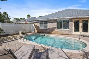 Captain Greens Seaside Retreat