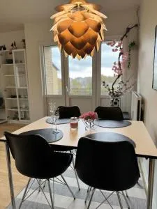 Stor og Lys Lejlighed i Hjertet af Holstebro - Holstebro