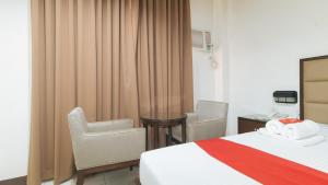 RedDoorz near Angeles University Foundation