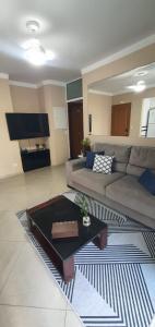 Flat Pitangueira com Piscina-Capitânia Varan