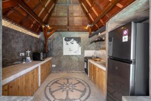 ADULTS ONLY Chic Boutique Room with Pool 900m Walk to Beach