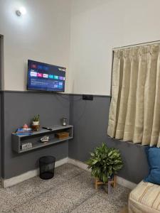 Nostalgic 1BHK- Cosy Space